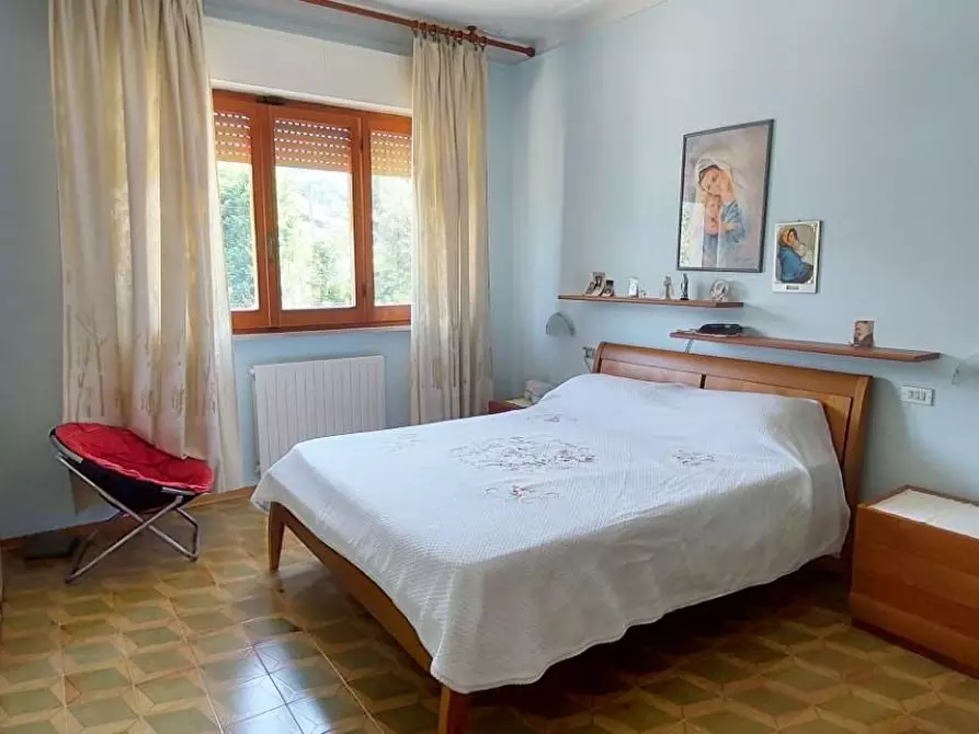 Immagine 27 di Villa in vendita  a Camaiore