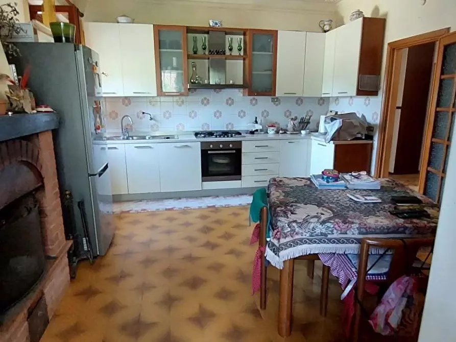 Immagine 18 di Villa in vendita  a Camaiore