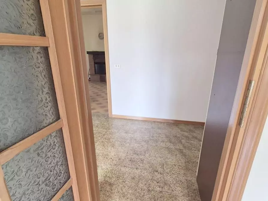 Immagine 38 di Villa in vendita  a Camaiore