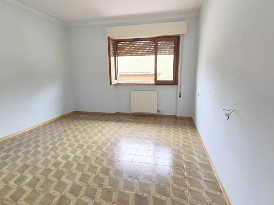 Immagine 53 di Villa in vendita  a Camaiore
