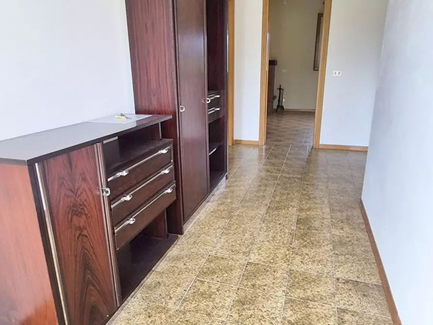 Immagine 8 di Villa in vendita  a Camaiore