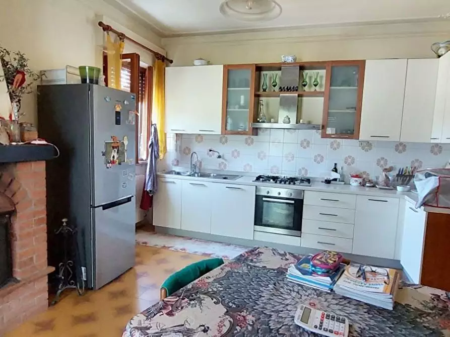 Immagine 17 di Villa in vendita  a Camaiore