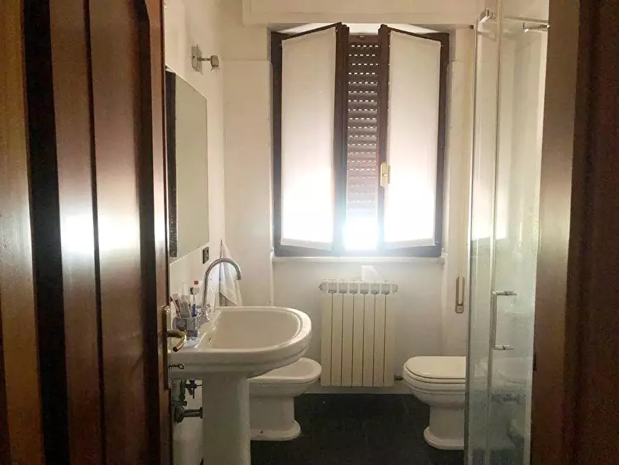 Immagine 13 di Mansarda in vendita  a Massa