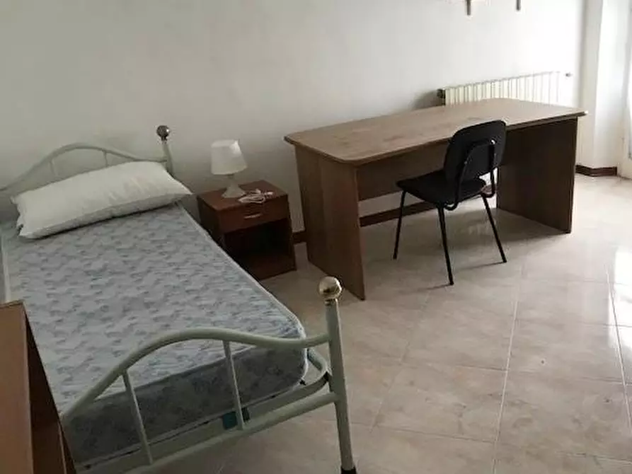 Immagine 3 di Appartamento in affitto  a Pisa
