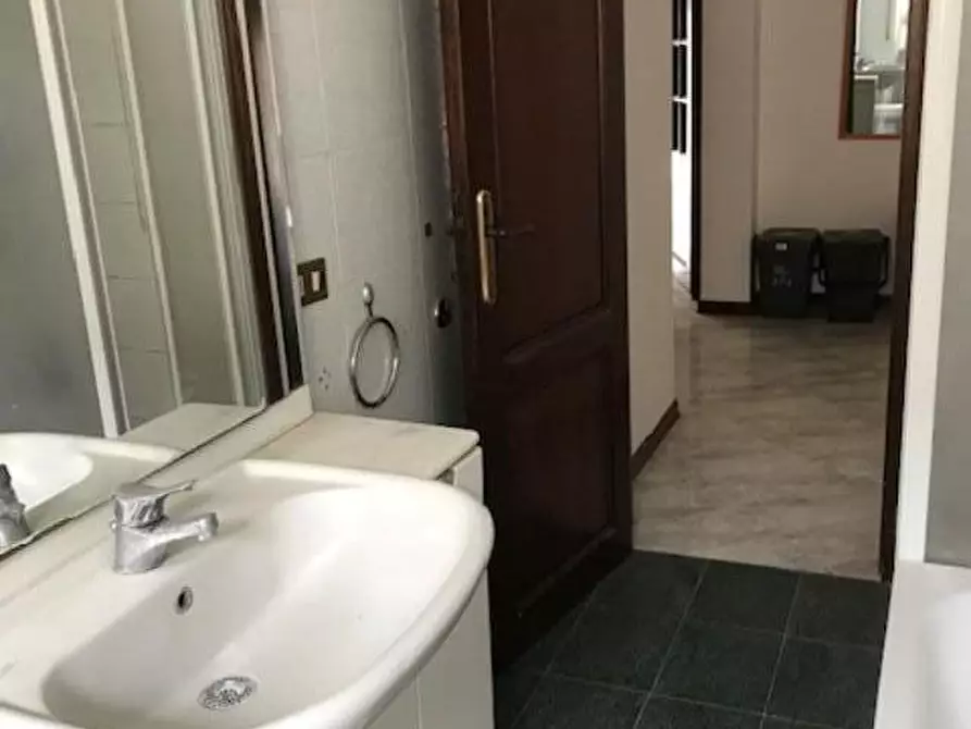 Immagine 6 di Appartamento in affitto  a Pisa