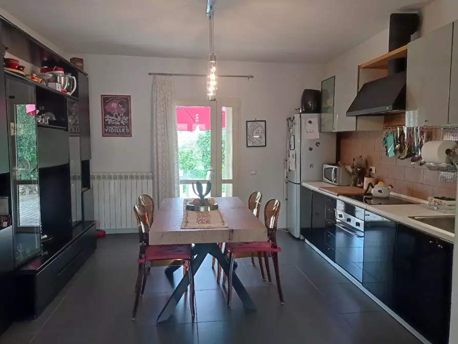 Immagine 11 di Rustico / casale in vendita  a San Giuliano Terme