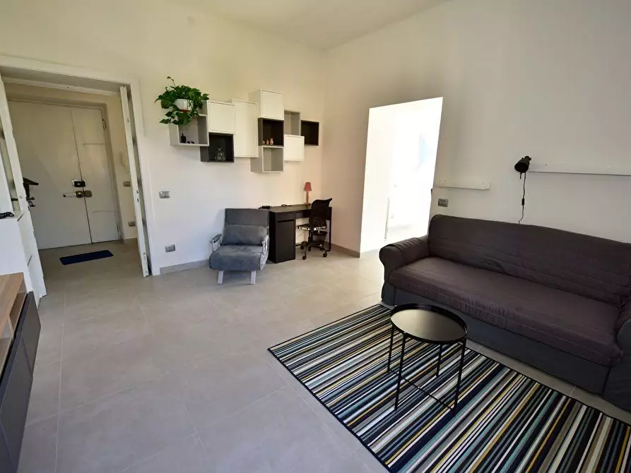 Immagine 22 di Appartamento in affitto  a Massa