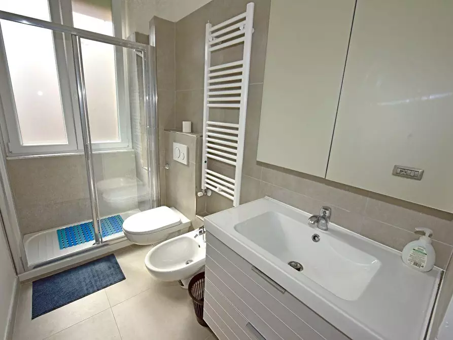 Immagine 28 di Appartamento in affitto  a Massa