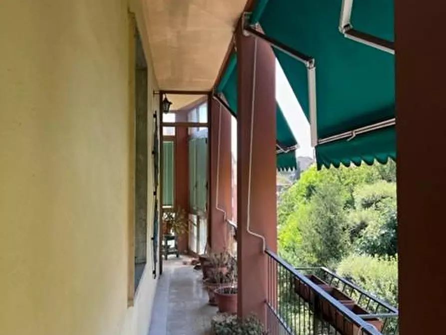 Immagine 6 di Appartamento in vendita  a Siena