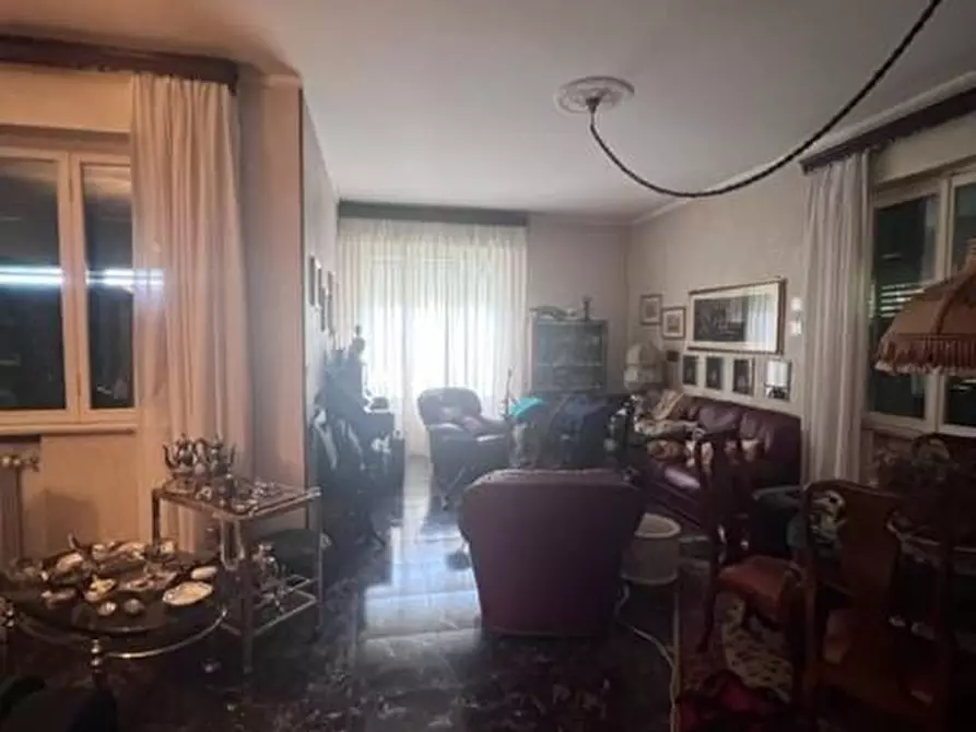 Immagine 2 di Appartamento in vendita  a Siena