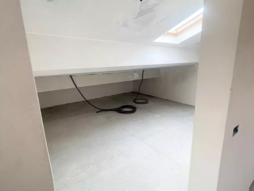 Immagine 23 di Appartamento in vendita  a Livorno