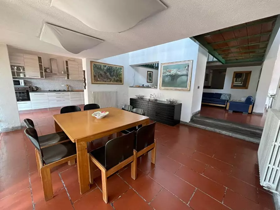 Immagine 32 di Villa in vendita  a Crespina Lorenzana