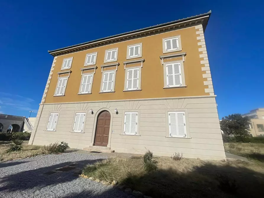 Immagine 6 di Appartamento in vendita  a Livorno