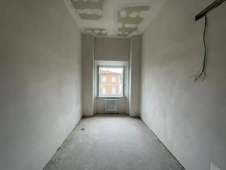 Immagine 22 di Appartamento in vendita  a Livorno