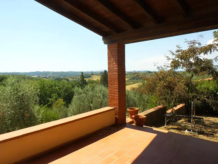 Immagine 7 di Villa in vendita  a Castelfiorentino