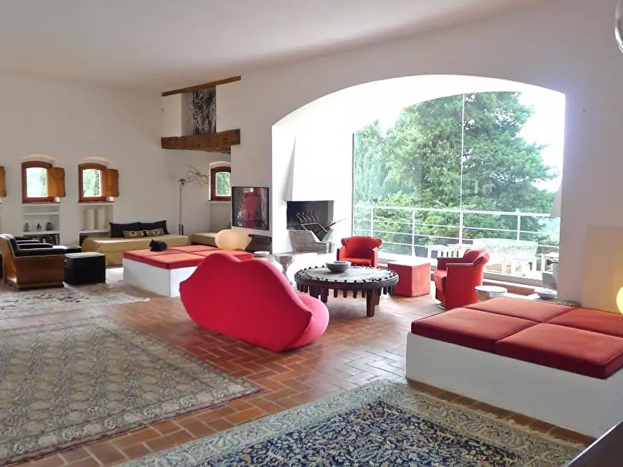 Immagine 20 di Villa in vendita  a Camaiore