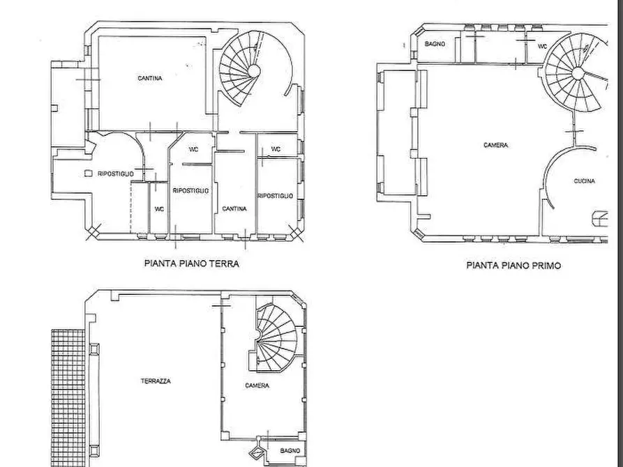 Immagine 50 di Villa in vendita  a Camaiore
