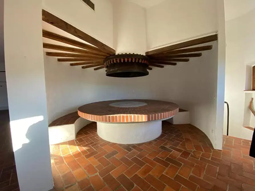 Immagine 46 di Villa in vendita  a Camaiore