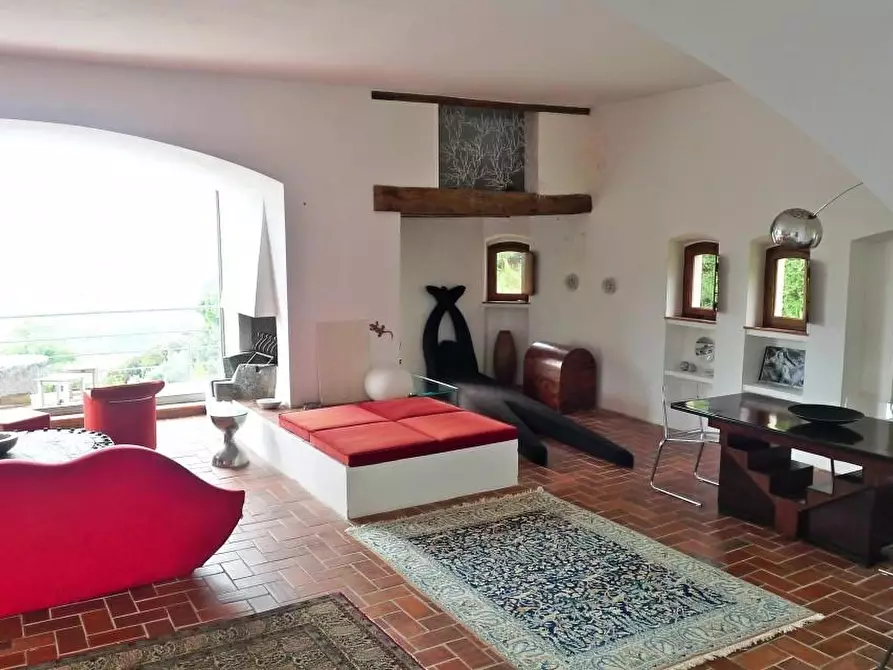 Immagine 25 di Villa in vendita  a Camaiore