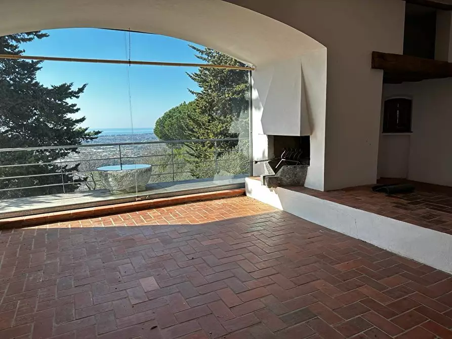 Immagine 64 di Villa in vendita  a Camaiore