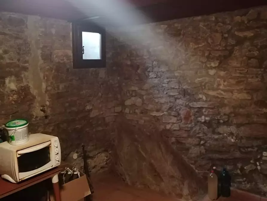 Immagine 5 di Appartamento in vendita  a Montieri