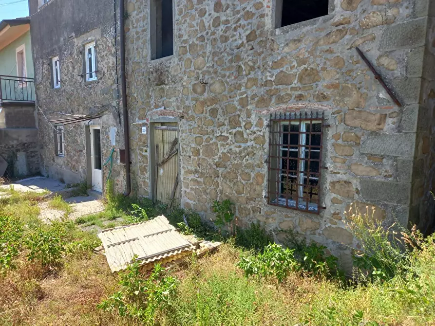 Immagine 3 di Rustico / casale in vendita  a Capannori