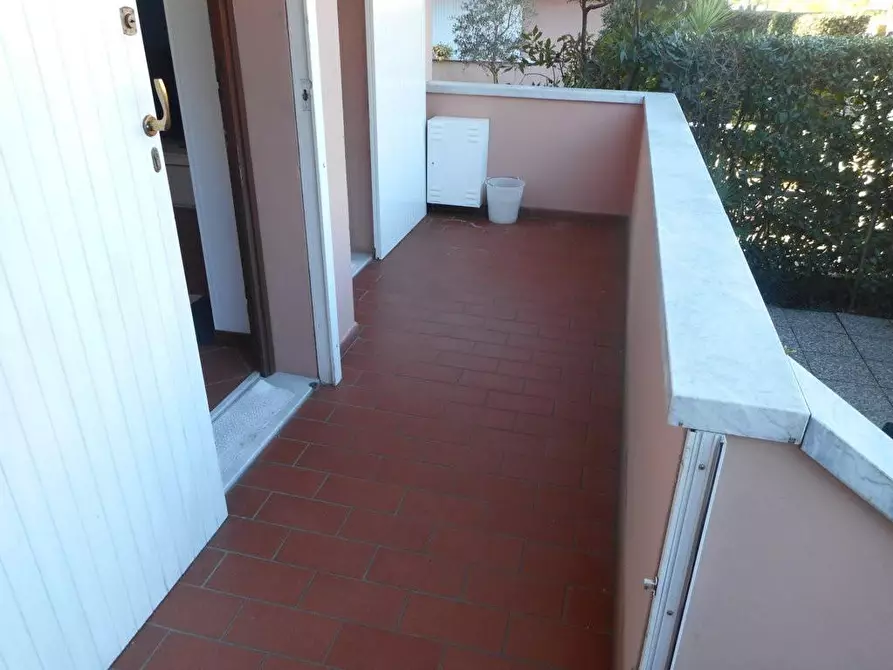 Immagine 4 di Villetta a schiera in affitto  a Massa