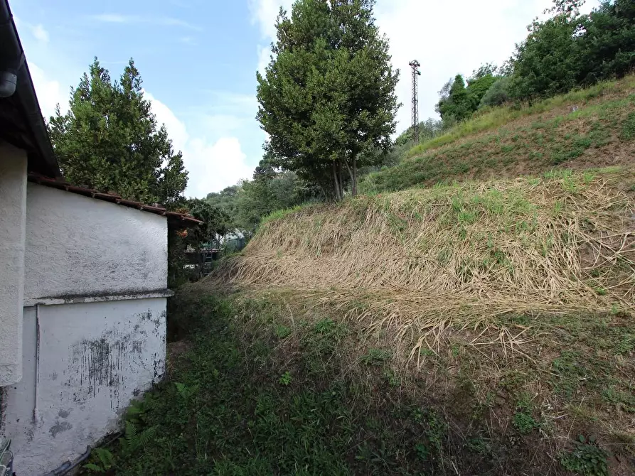 Immagine 43 di Casa indipendente in vendita  a Vezzano Ligure