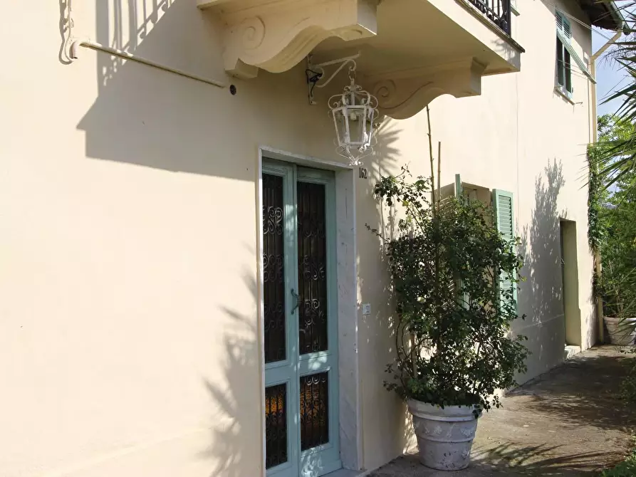 Immagine 1 di Casa indipendente in vendita  a Vezzano Ligure