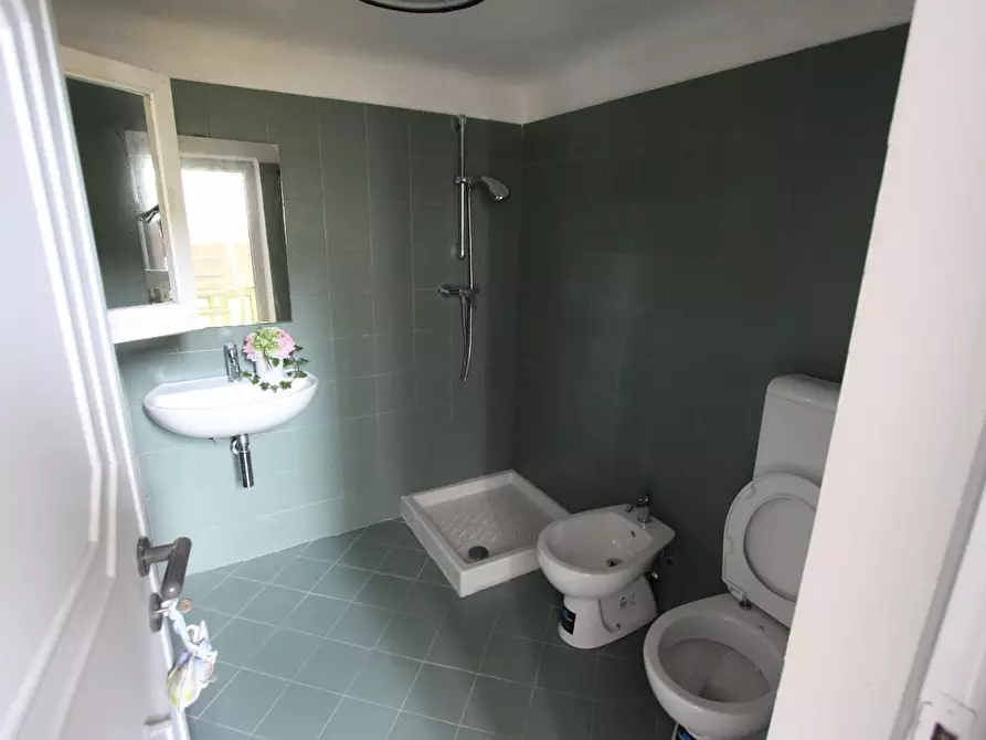 Immagine 24 di Casa indipendente in vendita  a Vezzano Ligure