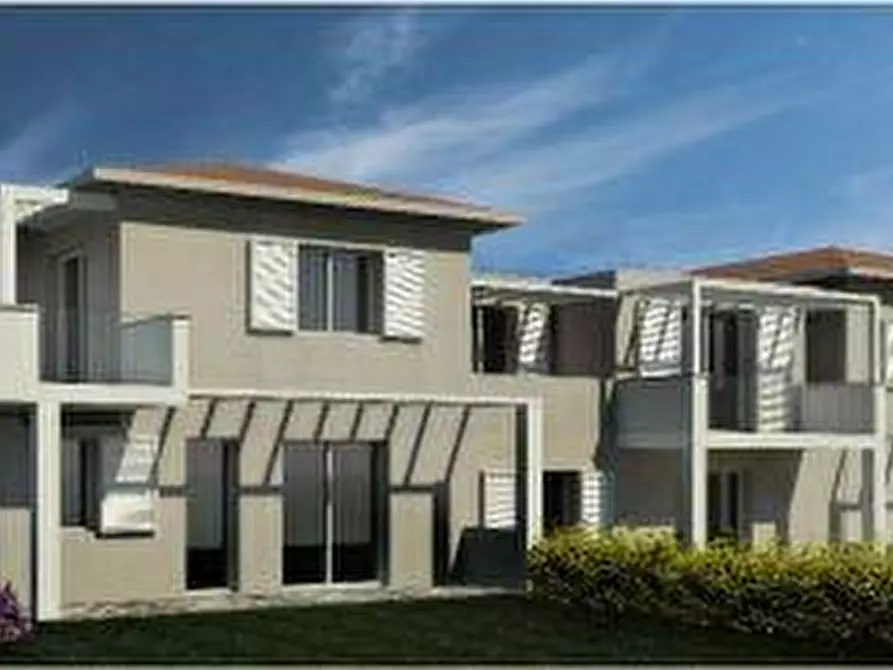 Immagine 4 di Appartamento in vendita  a Cecina