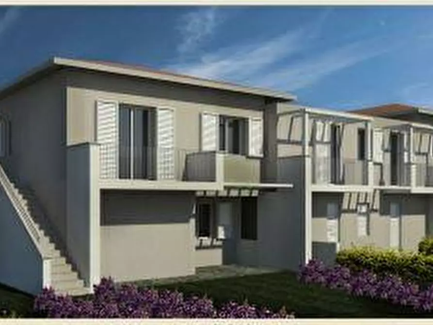 Immagine 3 di Appartamento in vendita  a Cecina