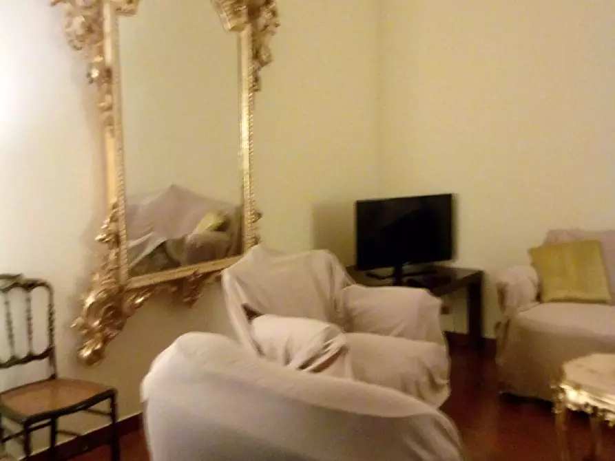 Immagine 11 di Appartamento in vendita  a Camaiore