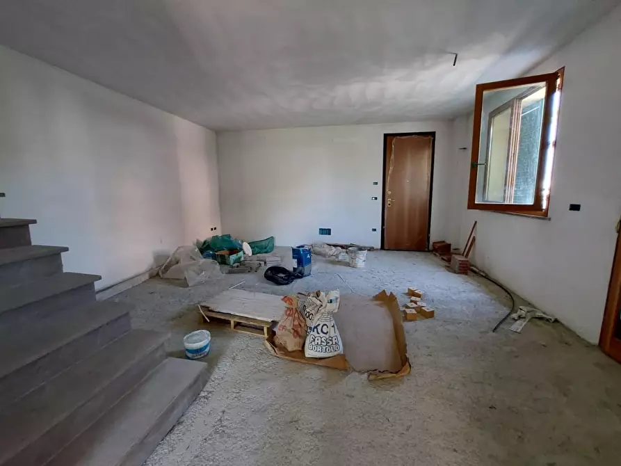 Immagine 2 di Villetta a schiera in vendita  a San Miniato