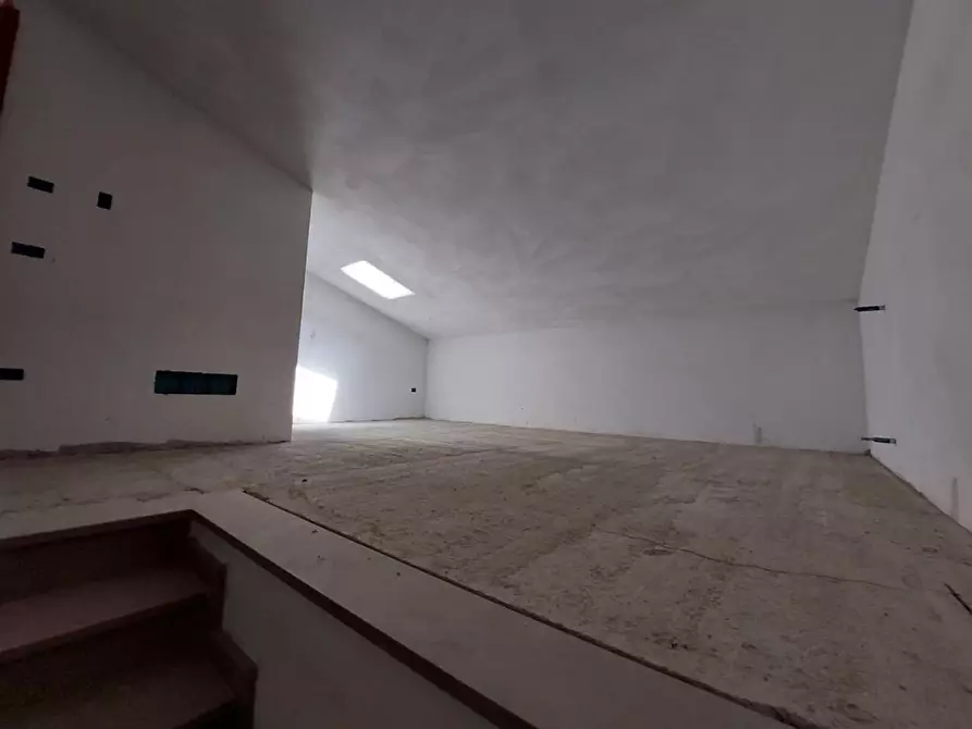 Immagine 15 di Villetta a schiera in vendita  a San Miniato