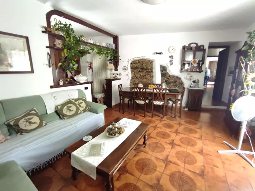 Immagine 6 di Casa semindipendente in vendita  a Fosdinovo