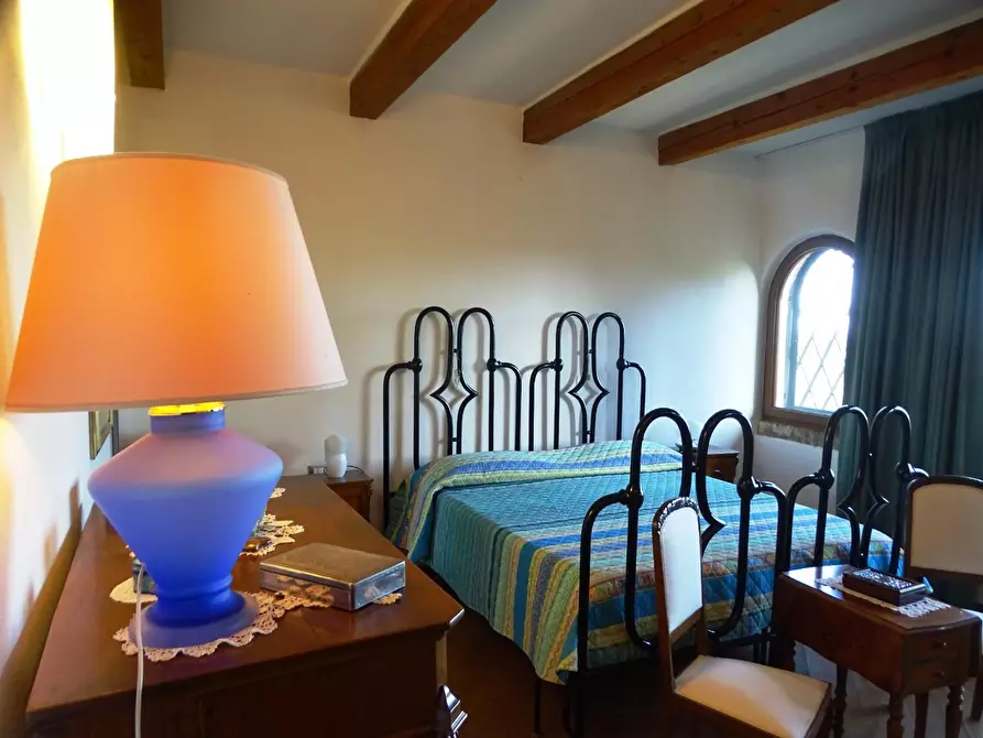 Immagine 40 di Villa in vendita  a San Miniato