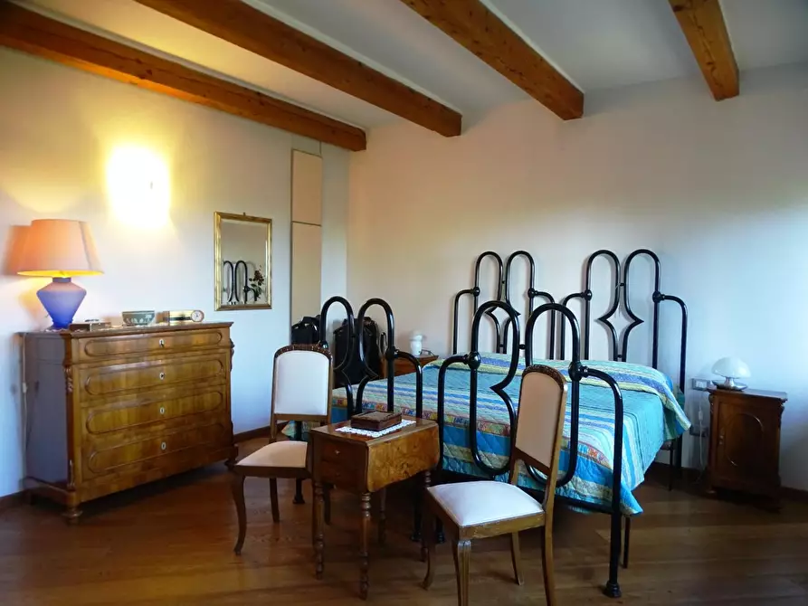 Immagine 41 di Villa in vendita  a San Miniato