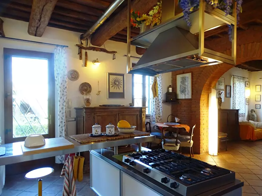 Immagine 23 di Villa in vendita  a San Miniato