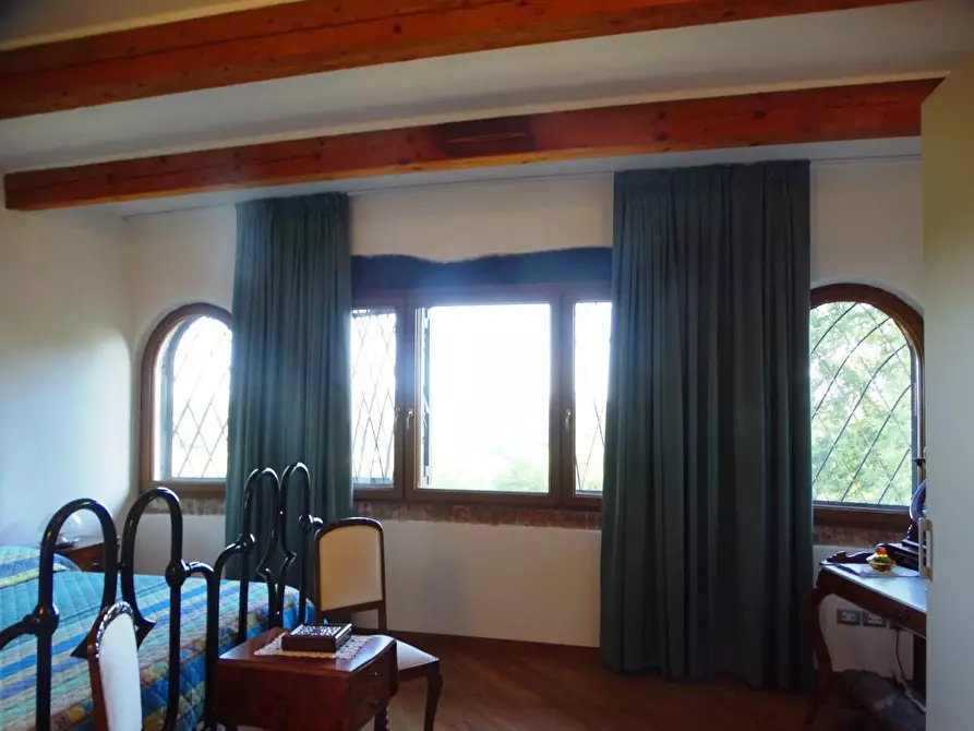 Immagine 43 di Villa in vendita  a San Miniato