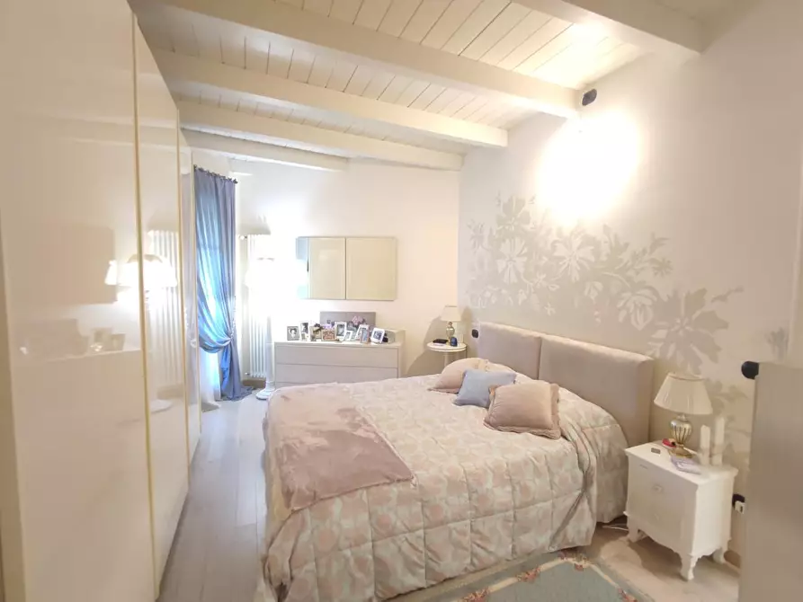 Immagine 8 di Appartamento in vendita  a Massarosa