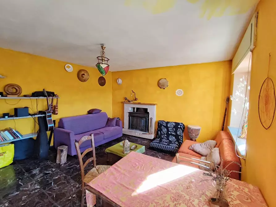 Immagine 2 di Terratetto in vendita  a Camaiore