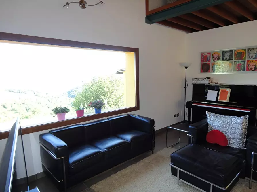 Immagine 4 di Villa in vendita  a Chianni