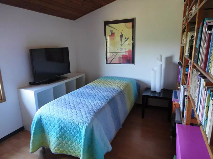 Immagine 10 di Villa in vendita  a Chianni