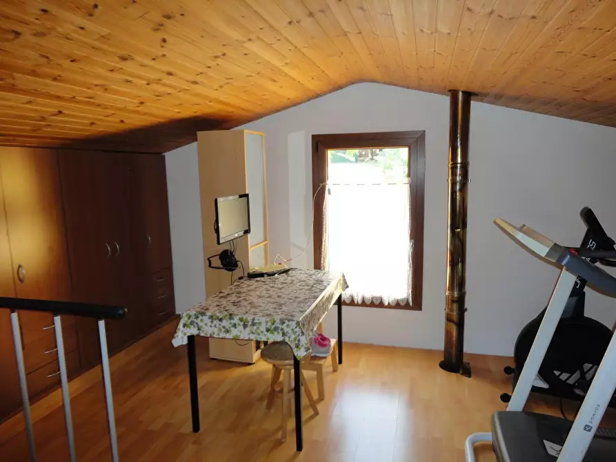 Immagine 14 di Villa in vendita  a Chianni