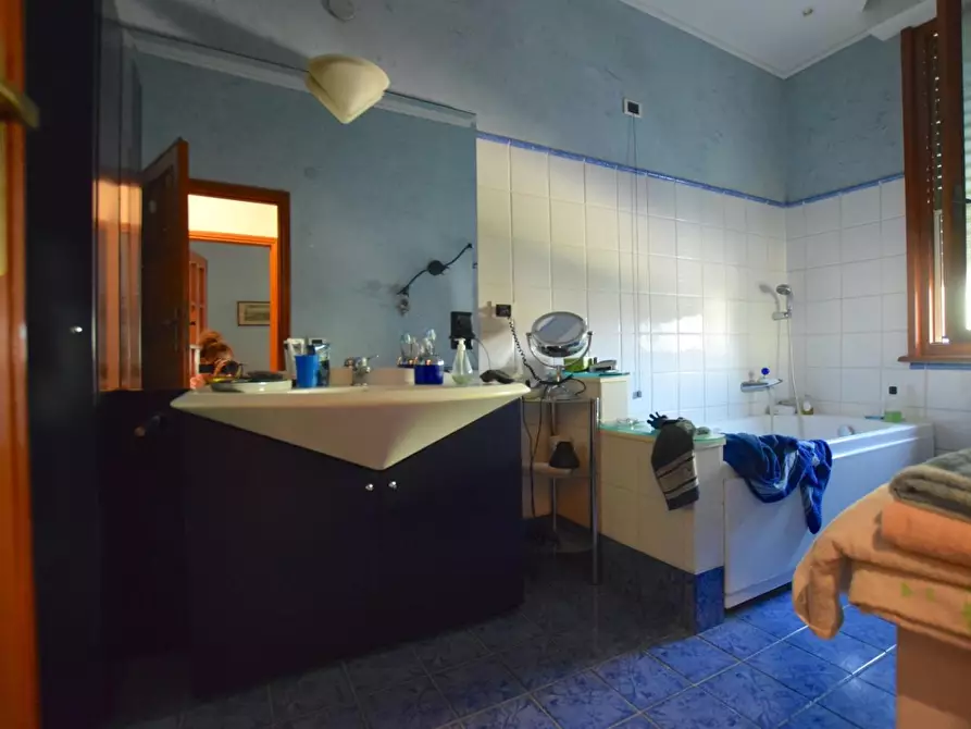 Immagine 9 di Appartamento in vendita  a Pontedera