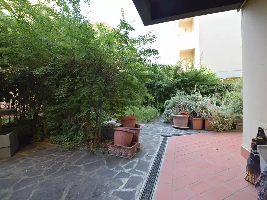 Immagine 19 di Appartamento in vendita  a Pontedera