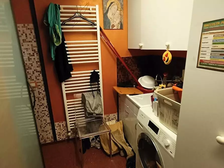 Immagine 4 di Villa in vendita  a San Giuliano Terme