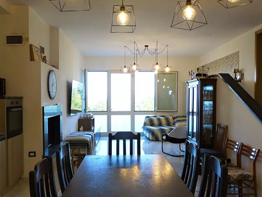 Immagine 2 di Villa in vendita  a San Miniato