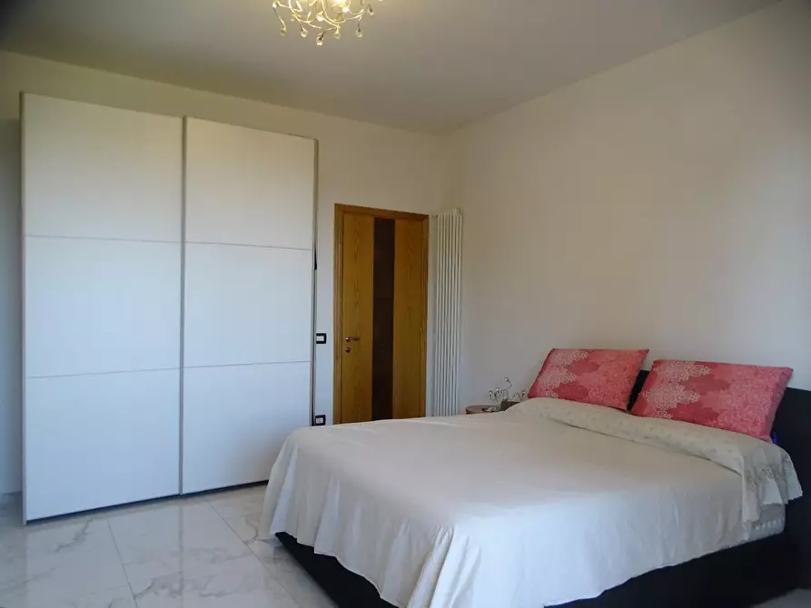 Immagine 36 di Villa in vendita  a San Miniato